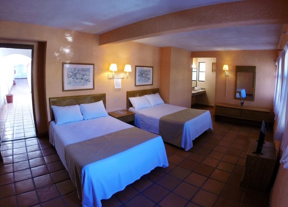Hotel Plaza Loreto Centro Historico Exterior photo