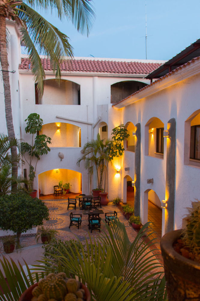 Hotel Plaza Loreto Centro Historico Exterior photo