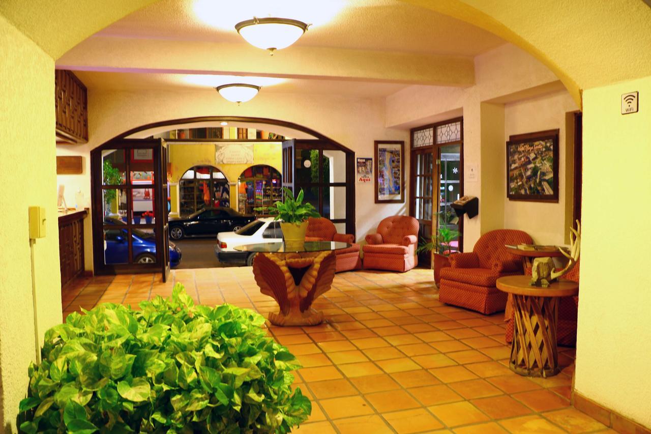 Hotel Plaza Loreto Centro Historico Exterior photo