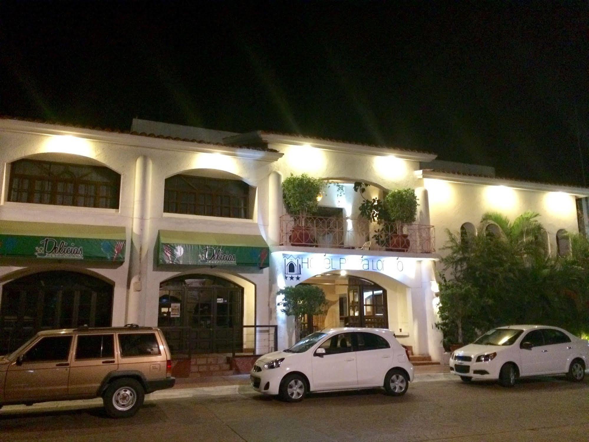Hotel Plaza Loreto Centro Historico Exterior photo